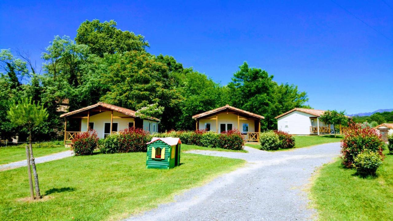Ardeche - Gites Objectif Evasion Montreal  Екстер'єр фото