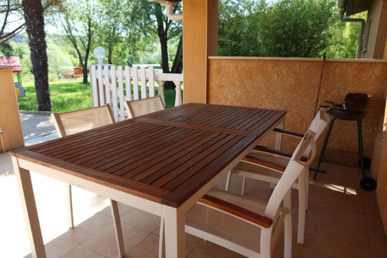 Ardeche - Gites Objectif Evasion Montreal  Екстер'єр фото