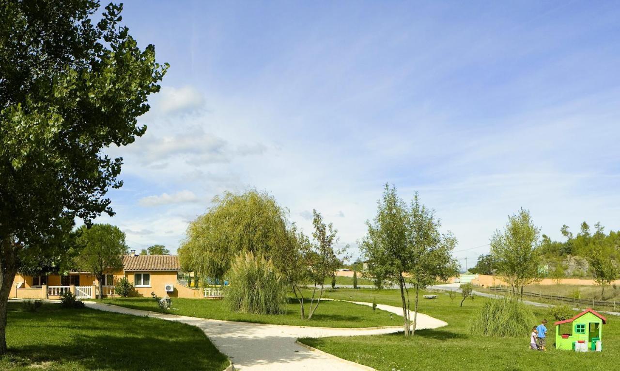 Ardeche - Gites Objectif Evasion Montreal  Екстер'єр фото