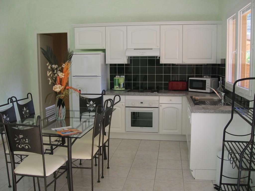 Ardeche - Gites Objectif Evasion Montreal  Екстер'єр фото
