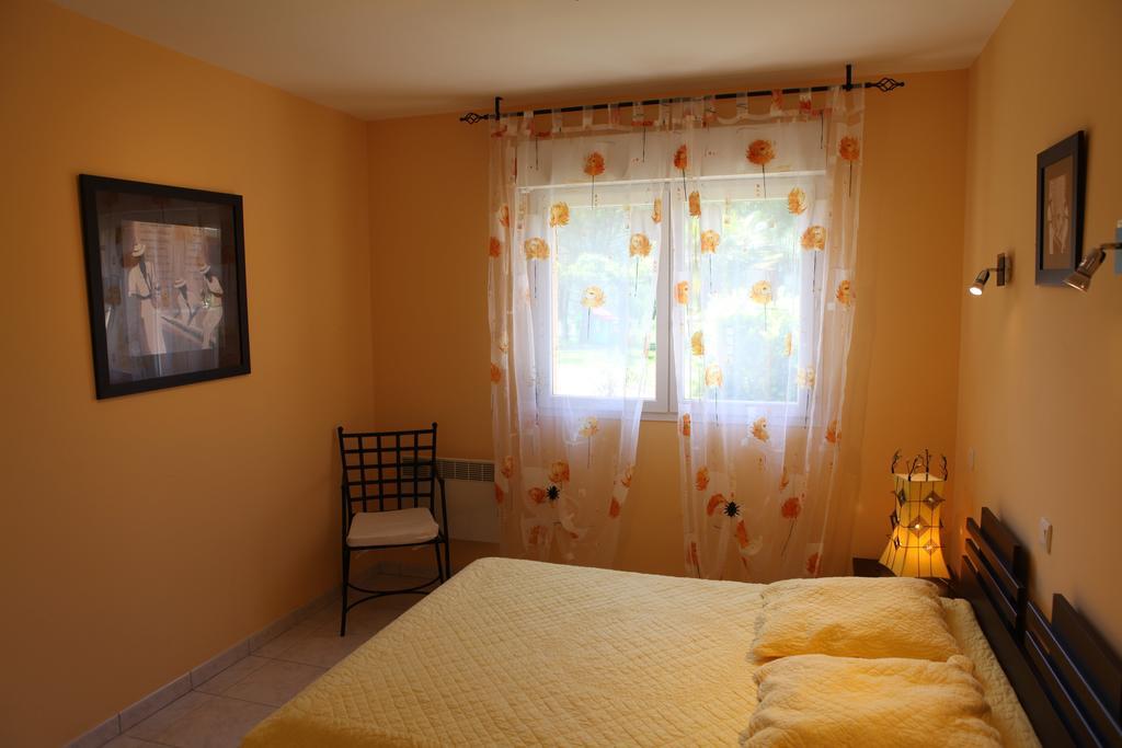 Ardeche - Gites Objectif Evasion Montreal  Екстер'єр фото